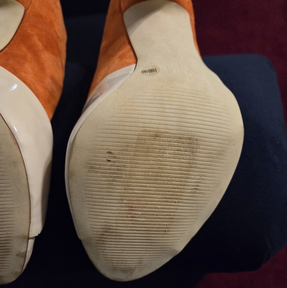 Open-Toe Heels - Picture 4 of 8